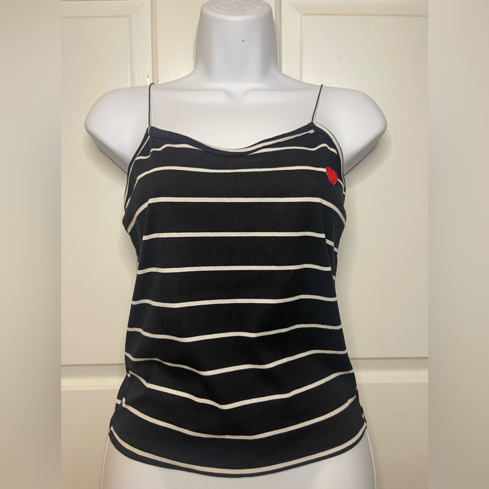 Striped Red Heart Top ‼️MUST BUNDLE‼️